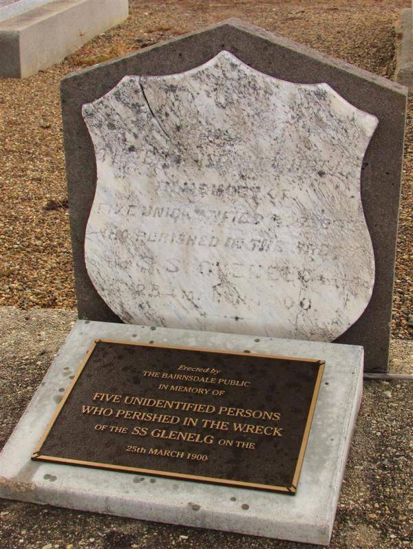 Glenelg Headstone+Plaque : 18: December-2014