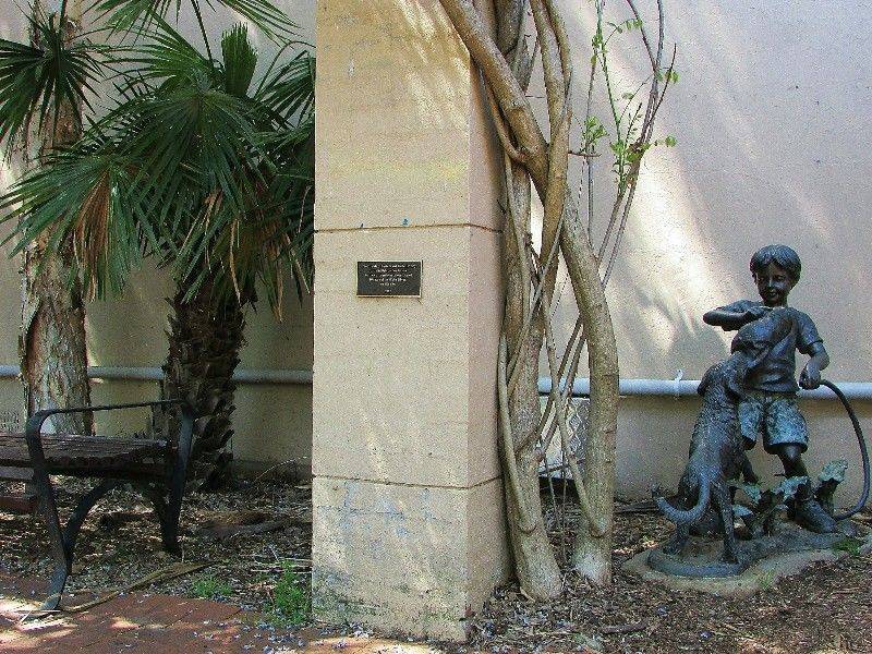 Sculpture 2: 06-October-2015 Sculpture 2: 06-October-2015