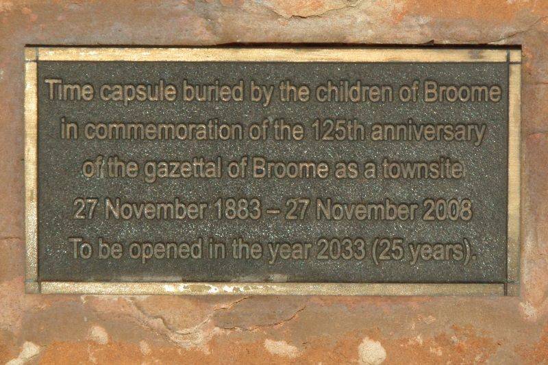 Plaque 2: 01-August-2015