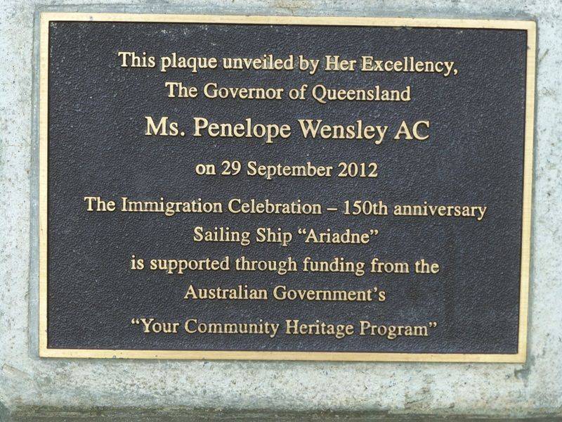Plaque Closeup 2 : 15-December-2014