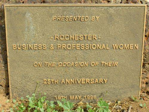Plaque Inscription : 22-04-2014