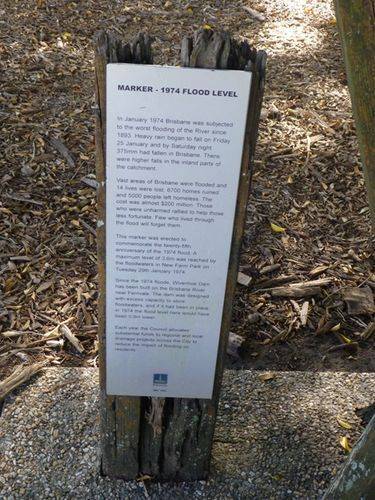 Flood Marker Plaque : 26-05-2014
