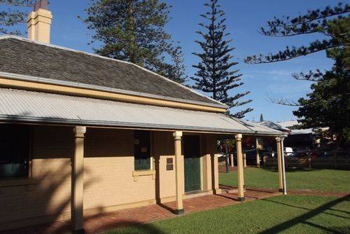 Hastings Court House : June 2014