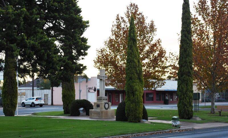 27-May-2021 (Henry Moulds) 27-May-2021 (Henry Moulds)