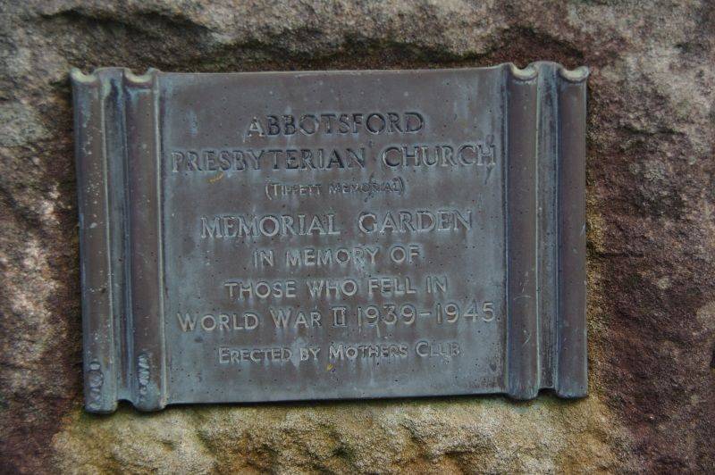 Plaque Inscription : 17-May-2015