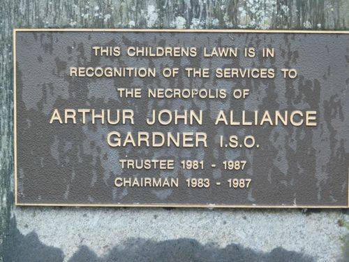 Alan Gardner : 19-February-1942
