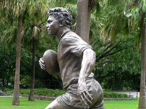 Arthur Beetson Side Closeup / March 2013