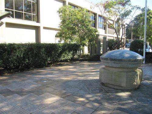 Avalon RSL Cenotaph & Memorial Garden : 20-August-2012
