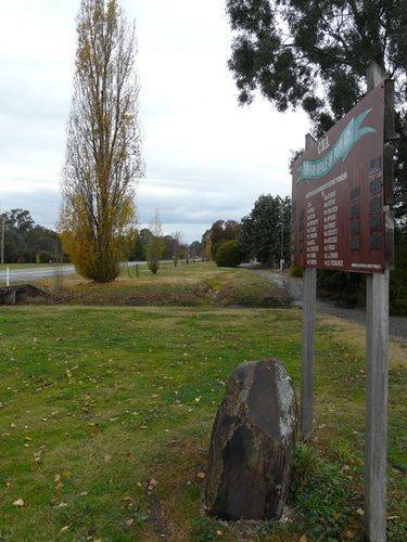 Avenue of Honour : 17-June-2013