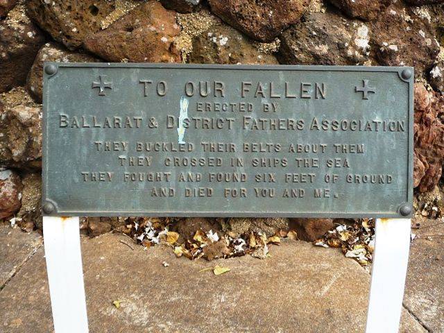 Cairn at Weatherboard : 03-April-2011 (Kent Watson) Cairn at Weatherboard : 03-April-2011 (Kent Watson)