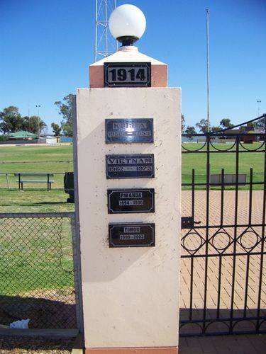 Barmera Memorial Gates