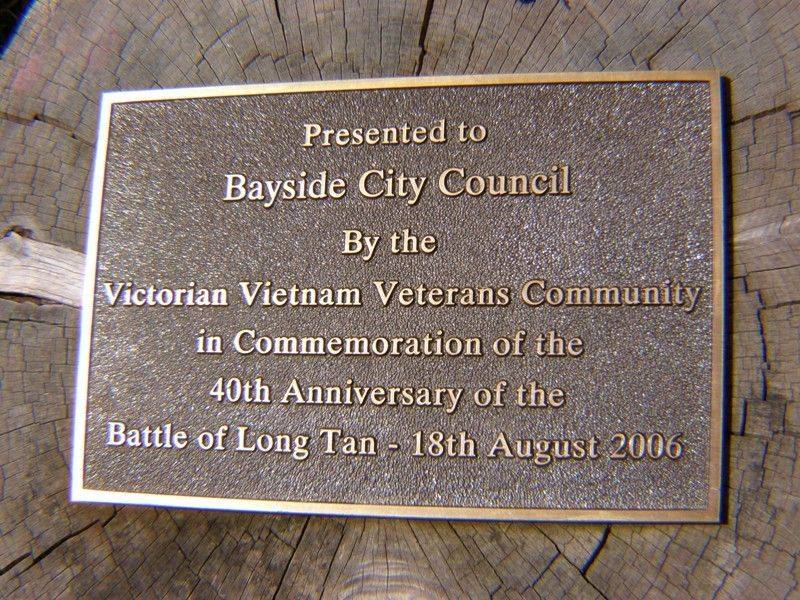 Long Tan Plaque : 25-November-2014