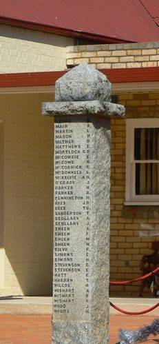 Bealiba War Memorial : 28-December-2010 Bealiba War Memorial : 28-December-2010