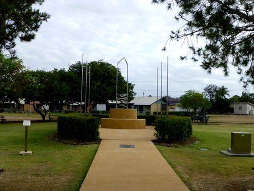 Biloela War Memorial 2 : 14 -10-2013 Biloela War Memorial 2 : 14 -10-2013