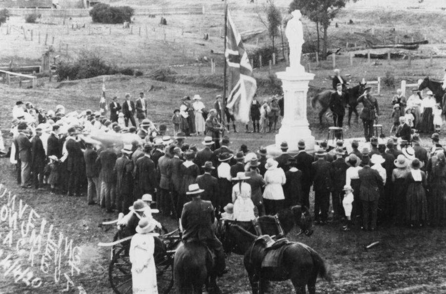 24-April-1920 : Unveiling (State Library of Queensland) 24-April-1920 : Unveiling (State Library of Queensland)