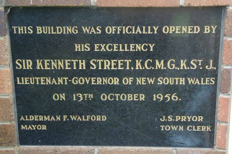 Plaque Inscription: 13-November-2015