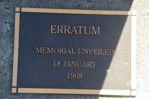 Erratum Plaque : December 2013