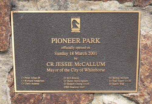 Box Hill Pioneer Memorial : 22-April-2012