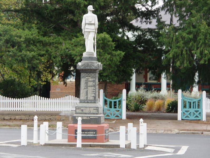 08-April-2015 (Russell Byers)