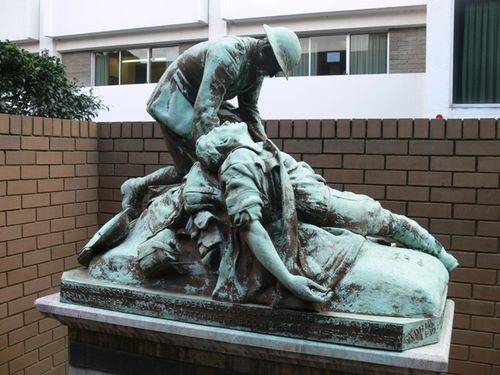 British Medical Association Monument : 13-August-2012 British Medical Association Monument : 13-August-2012