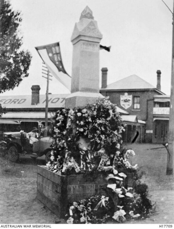 1920s (Australian War Memorial : H17709) 1920s (Australian War Memorial : H17709)