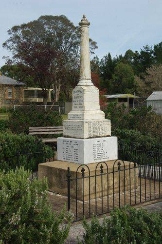 Bungonia War Memorial : August-2014 Bungonia War Memorial : August-2014