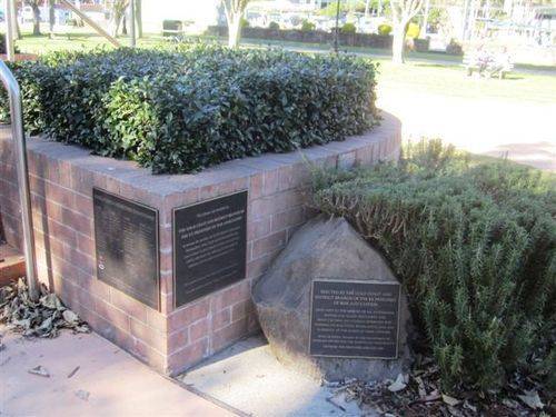 Burleigh Heads War Memorial POW Rosemary Bushes: 19-06-2013