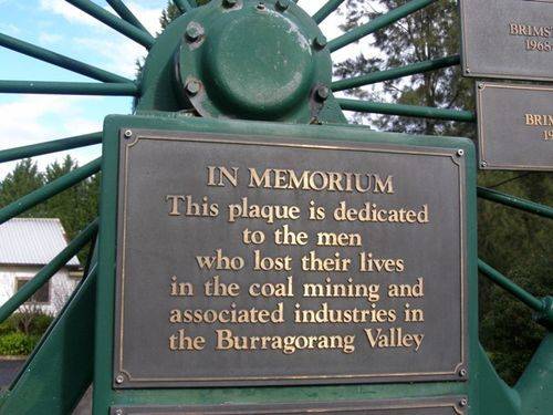 In Memoriam Plaque : 14-06-2014