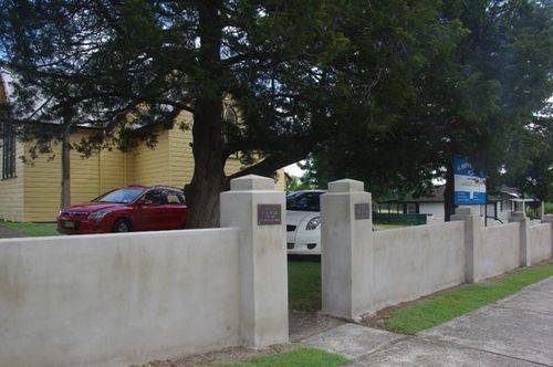 Pile Memorial Plaques : June 2014