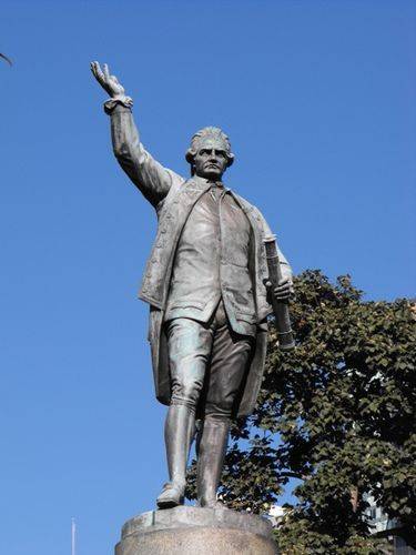 Captain James Cook Statue