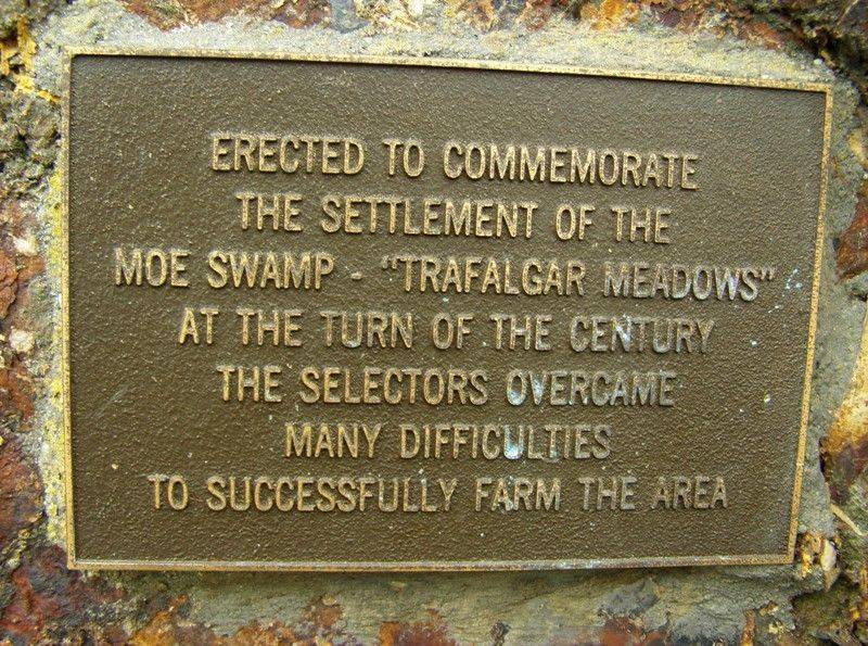 Inscription Plaque : 28-October-2014