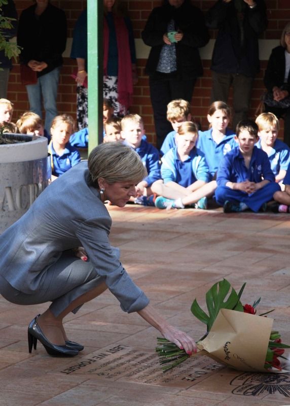 04-May-2015 : Dedication (Sally McGilvray) 04-May-2015 : Dedication (Sally McGilvray)