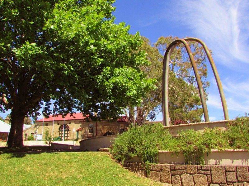 Arch 2: 28-December-2015 Arch 2: 28-December-2015