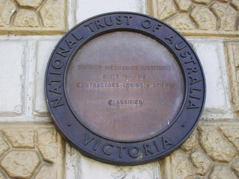 National Trust Plaque : 30-October-2014