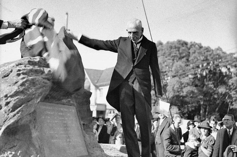 20-October-1938 : Unveiling by William Morris Hughes (State Library of New South Wales)