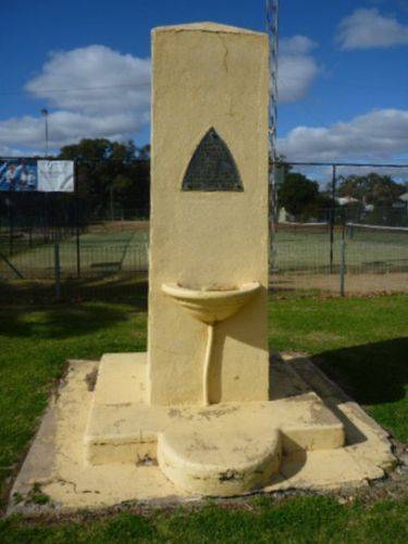 Charles Sturt : 25-January-2011