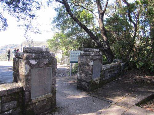 Clarence Trist Memorial Entrance : 02-07-2012
