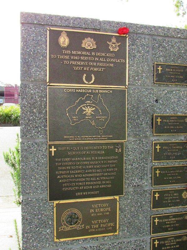 Memorial Wall Plaques : 03-June-2015