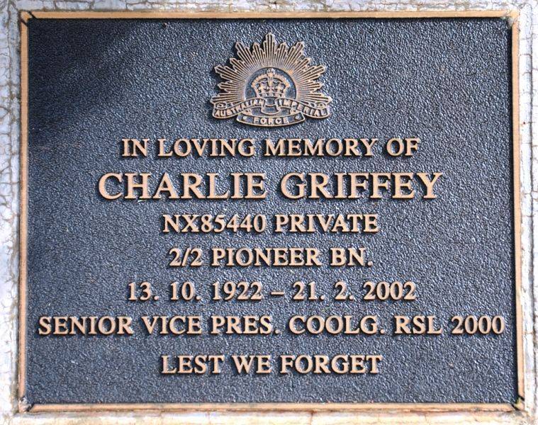 01-May-2013 (Henry Moulds) 01-May-2013 (Henry Moulds)