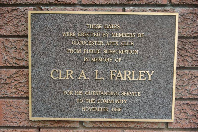 Plaque Inscription: 16-December-2015
