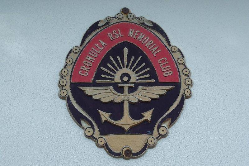 Memorial Club Insignia : September-2014