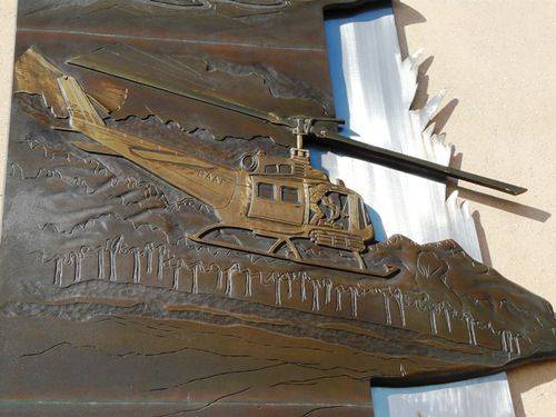 Dandenong Cenotaph and Pillars of Freedom : 12-August-2012 Dandenong Cenotaph and Pillars of Freedom : 12-August-2012