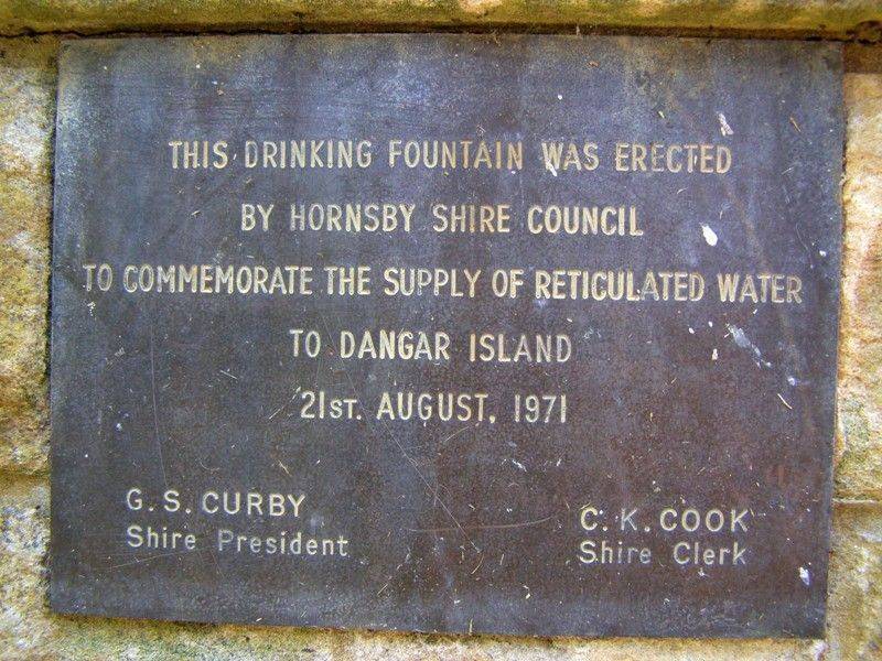 Plaque Inscription : 29-September-2014