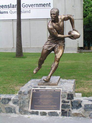 Darren Lockyer Front View
