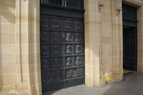 Mitchell Doors : November 2013
