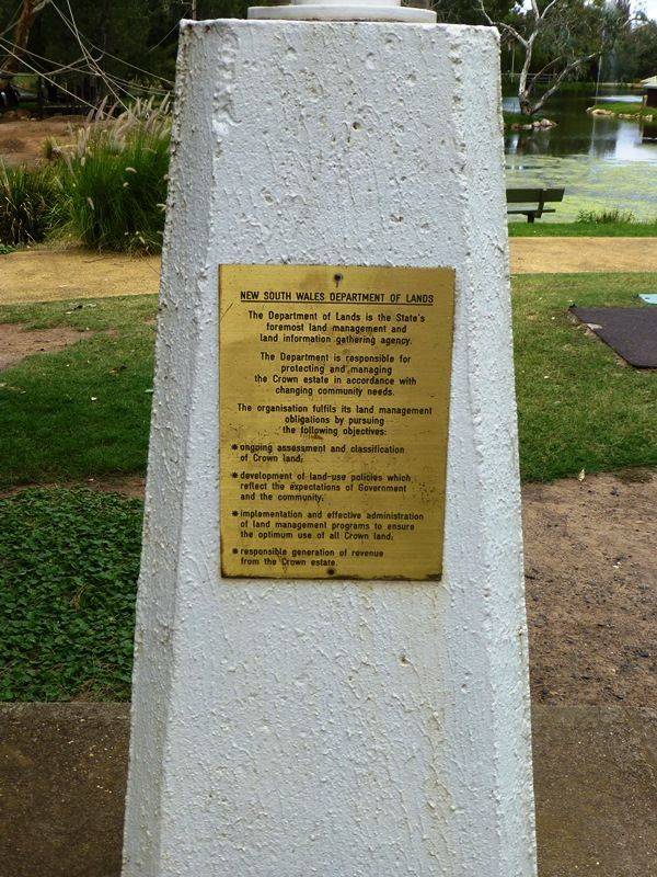Department of Lands Plaque : 16-March-2016