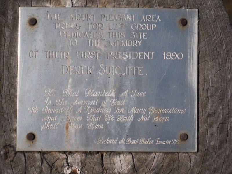 Plaque Inscription: 30-April-2015