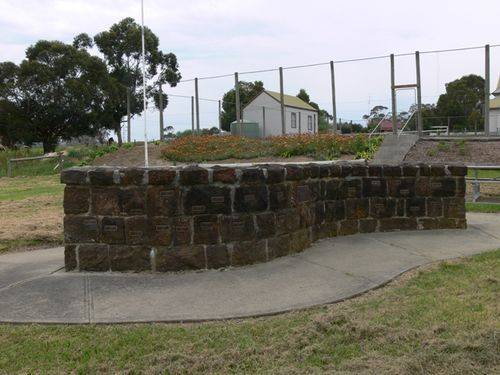 Digby Memorial Park : 31-October-2011 Digby Memorial Park : 31-October-2011