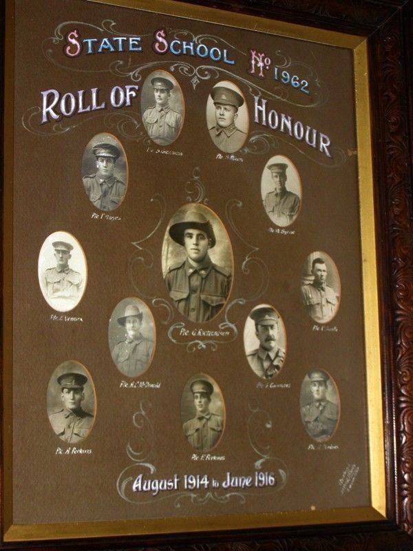 Photographic Honour Roll : 17-October-2014 Photographic Honour Roll : 17-October-2014