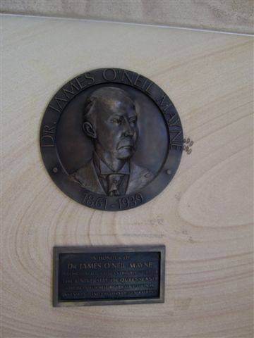 James Mayne Portrait and Dedication Plaques : 04-08-2013